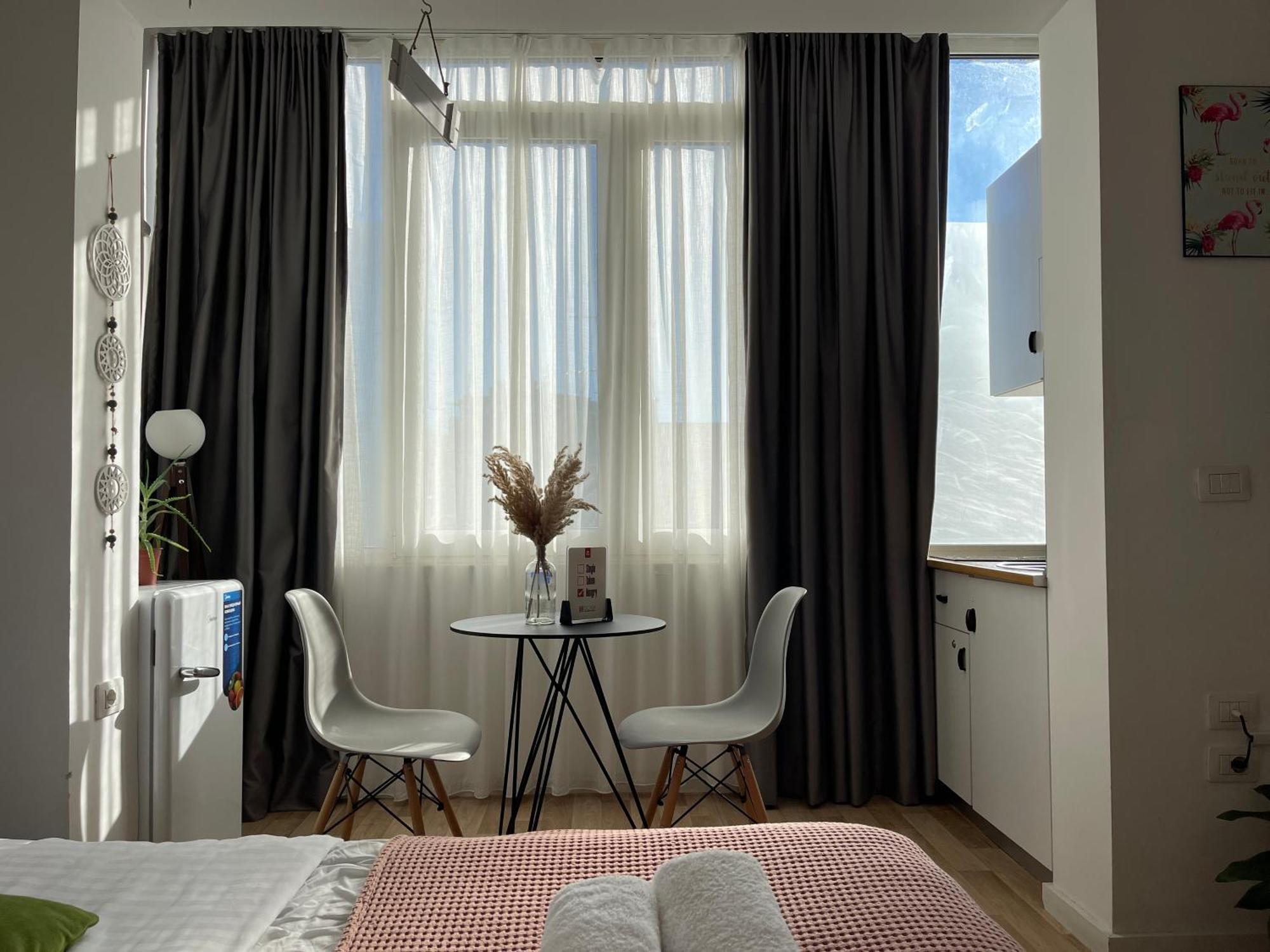 Bricks Studio Apartments ติรานา ภายนอก รูปภาพ