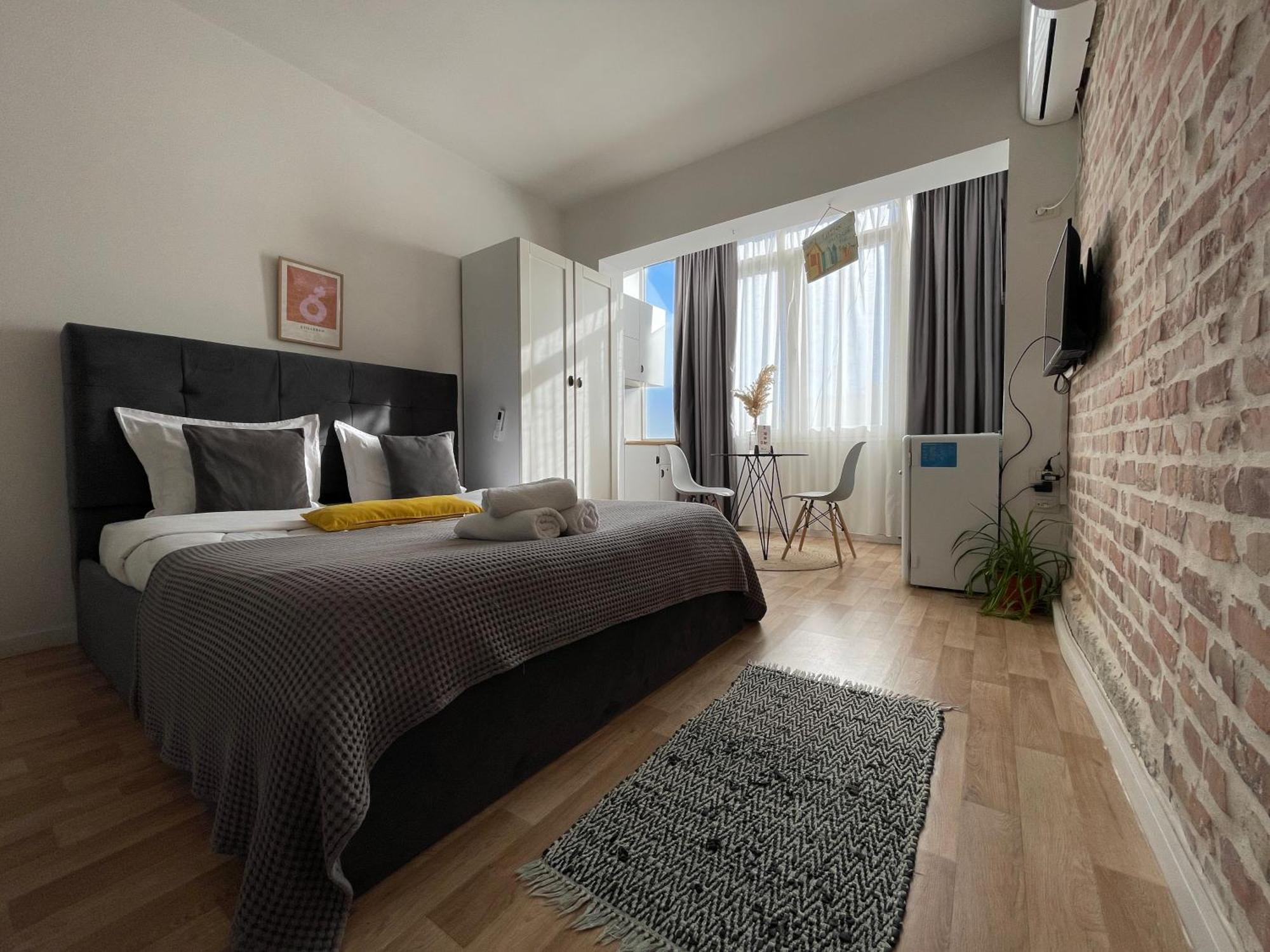 Bricks Studio Apartments ติรานา ภายนอก รูปภาพ
